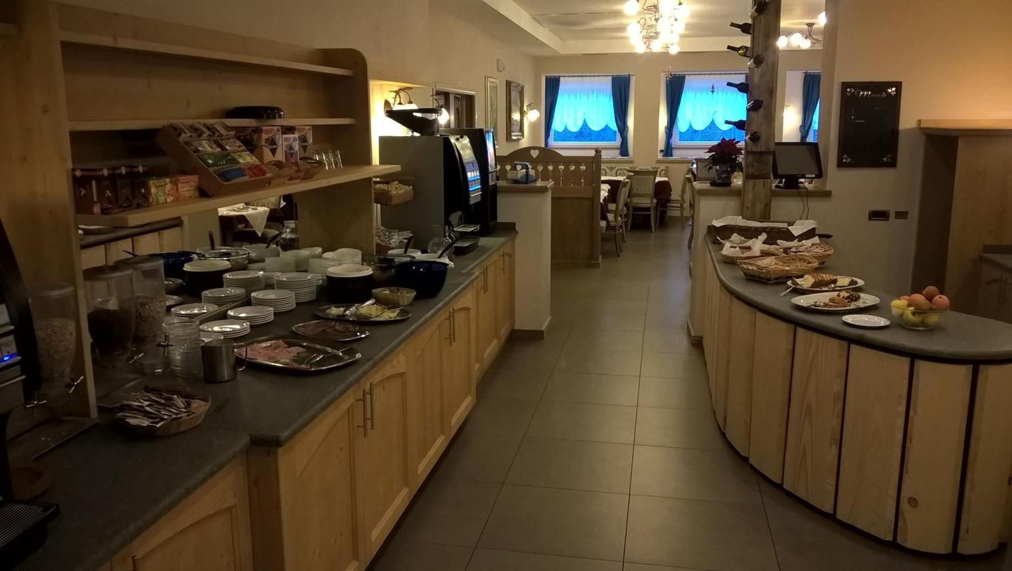 Park Hotel Avisio ソラーガ エクステリア 写真