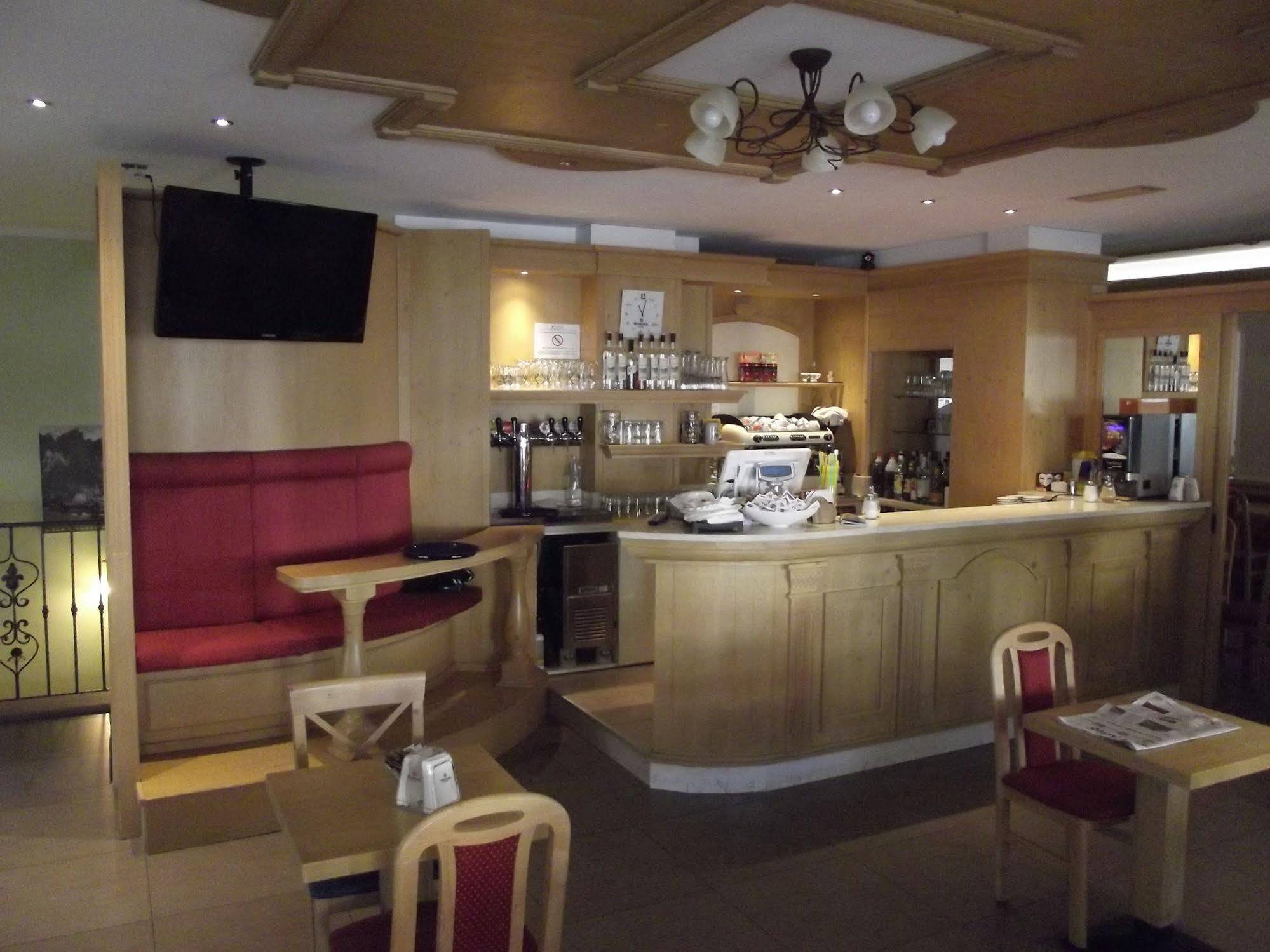 Park Hotel Avisio ソラーガ エクステリア 写真